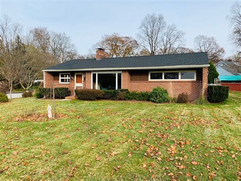 582 Laurel Hill Rd, Norwich, CT 06360 | Trulia
