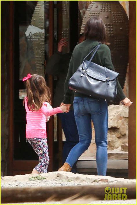 Katie Holmes Suri Get Their Safari On In South Africa Photo Celebrity Babies