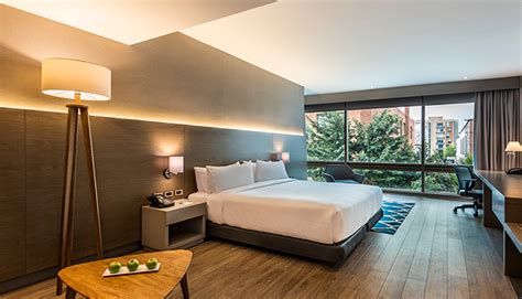 Now $93 (was $̶1̶1̶9̶) on tripadvisor: IHG reforma su primer Holiday Inn Express de Bogotá ...
