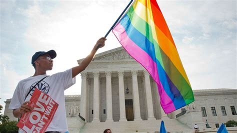 Photos Reactions To U S Supreme Court Ruling On Same Sex Marriage 6abc Philadelphia