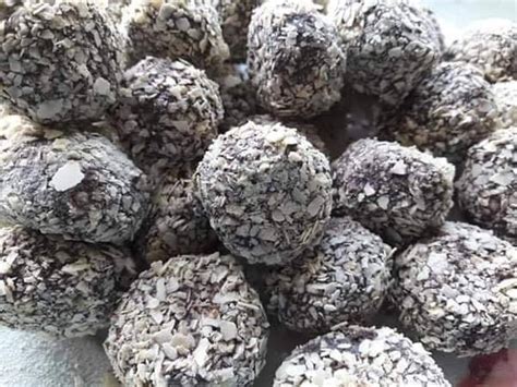 Sis belum nak cuba lagi, tapi nak kongsikan di sini dulu supaya senang nanti nak buat, dah ada rujukan di blog sendiri. Resepi Biskut Snow Almond - Resepi Kek & Biskut Raya