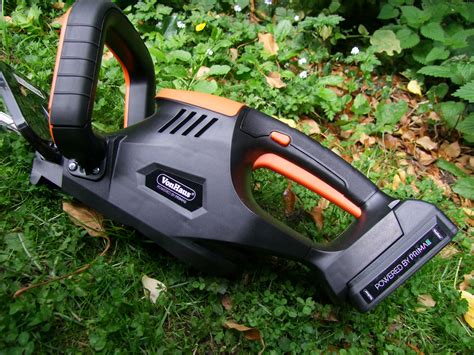 The VonHaus Cordless Grass Strimmer & Hedge Trimmer: A Dog Owner's Review