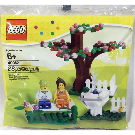 Lego Seasonal Sets 40052 Springtime Scene New 40052