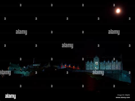 Edinburgh Castle At Night Hi Res Stock Photography And Images Alamy