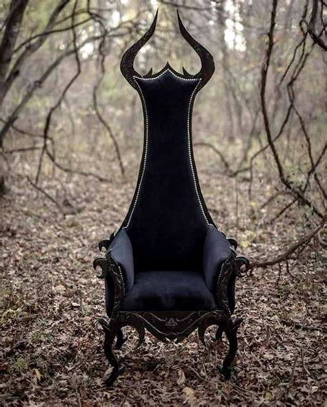 Halloween Chair Rhalloweenies