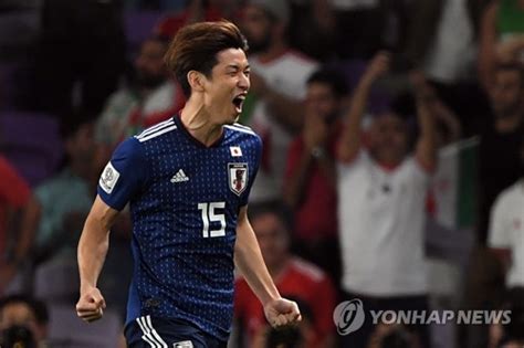 축구3 = 축구1, 축구2에 관계없이 폭력을 즐기는 축구3축구1우리가 일반적으로 하는 축구득점을 통해 승패를 기존의 축구(오리지널)와는 완전한 다른 세계의 축구2다. 일본 축구, 도쿄올림픽 와일드카드 후보 4명 벌써 윤곽