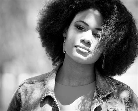 Episode 3: Samantha Chatman on her natural hair journey on-air – Anna