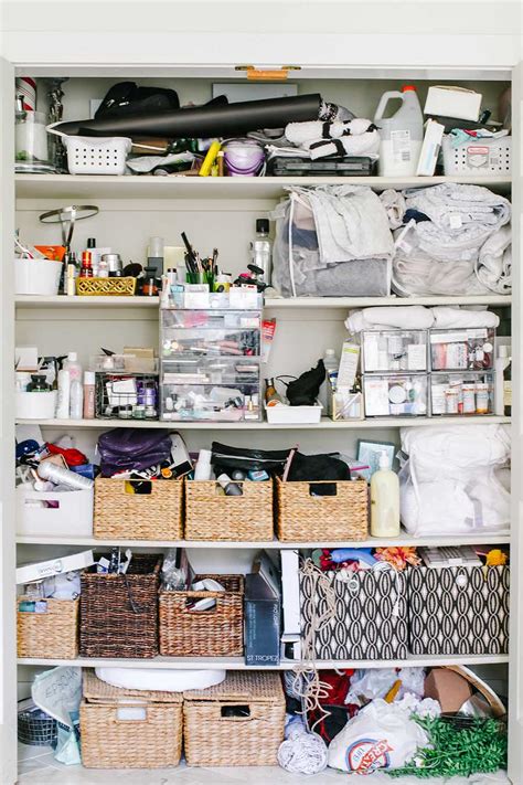 Best linen closet organization tips. Linen Closet Organization Makeover - Modern Glam