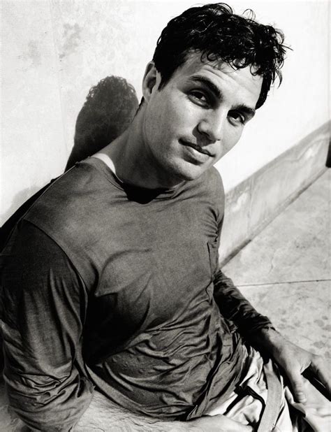 After over 10 years of struggling in the industry, he got significant fame following his exceptional performance in. Pin by Cameron Phillips on Cat | Mark ruffalo shirtless ...