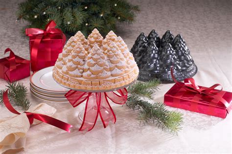 Our favorite bundt cake recipes include marbled cakes, apple cakes, chocolate cakes, lemon bundt, sticky toffee pudding baked in a bundt pan, and more. NordicWare Holiday Tree Bundt Pan, 10-cup | Cutlery and More