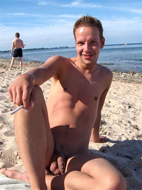Nudist Guys At Beaches And In Public Gay Porn Wire