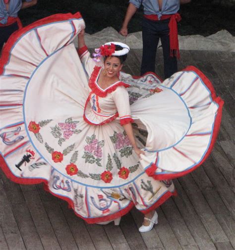 Ballet Folclórico Nacional De México Sinaloa Vestidos Tipicos De Mexico Trajes Tipicos De