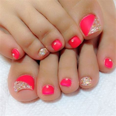 Stylish Toe Nail Art Designs That You Ll Want To Copy