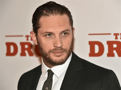 Watch Tom Hardy Shuts Down Lgbt Reporter Who Questions His Sexuality
