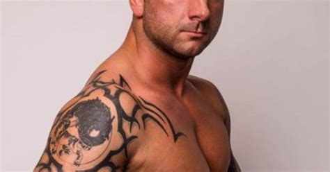 Adrian Mccallum Dead British Wrestler Known As Lionheart Passes Away