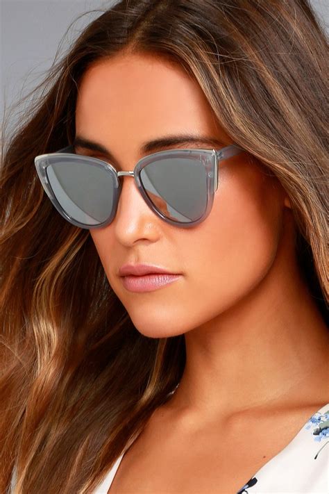 Trendy Grey Sunglasses Silver Mirrored Sunglasses Cat Eye