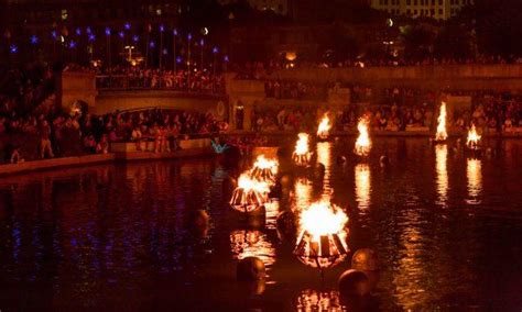 The Magic Of Waterfire The Epoch Times
