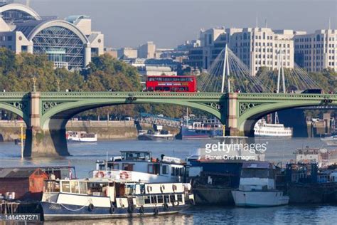 Vauxhall Bridge Road Photos And Premium High Res Pictures Getty Images