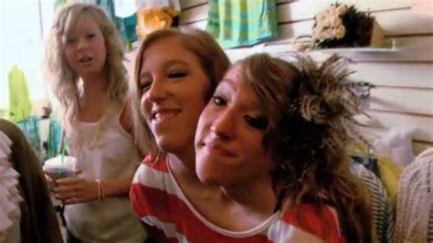 Conjoined Twins Abby And Brittany Married 2022