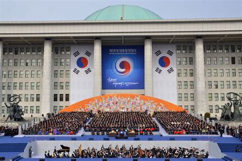 South Koreas National Assembly Closes After Covid 19 Outbreak
