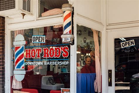 Video i 4k og hd klar til næsten enhver nle nu. Hot Rod's Downtown Barber Shop: Just Like the Good Old ...