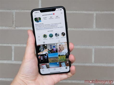 The third camera is brand new on the iphones, but it's fairly common among the android smartphones. iPhone 11 Pro and 11 Pro Max Review: Reclaiming the camera ...