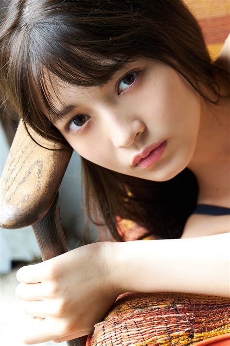 Nanako Kurosaki 黒嵜菜々子 Flashデジタル写真集 「18歳、原石、輝く」 Set 01 Everia Club