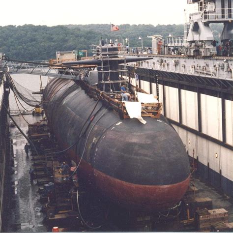 Gato Ssn 615 In Floating Drydock Shippingport Ardm 4 Groton 1994