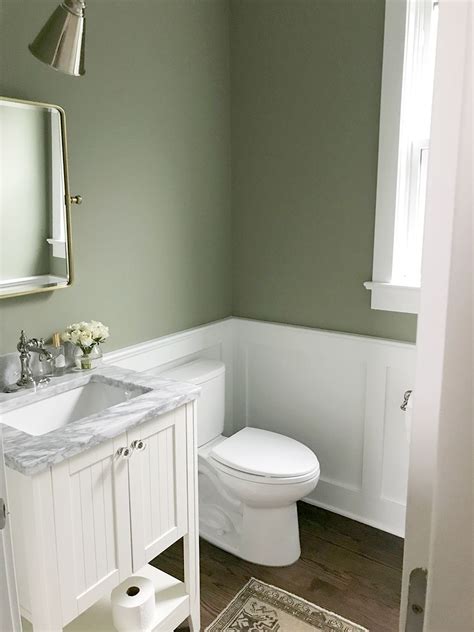 20 Sage Green Bathroom Decorating Ideas