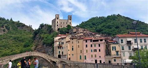 Dolceacqua Liguria Di Ponente Cosa Fare E Vedere Nel Borgo Di Monet