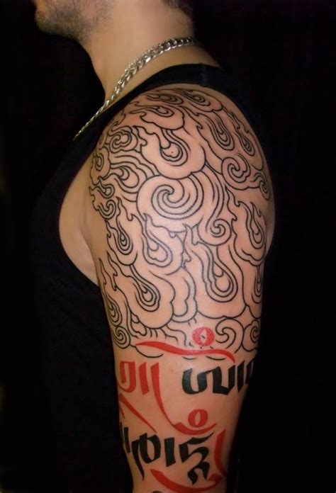 Best Tribal Tattoo Designs For Men And Women The Xerxes