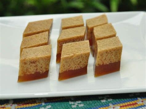 Penyajiannya ditaruh pada piring piring kecil + sendok. Resepi Agar-Agar Santan Gula Melaka | Recipe | Agar
