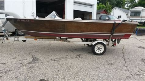Since most people are accustomed to vehicles with steering wheels, switching to a boat with an outboard motor that steers by the use of a tiller can be a bit of an adjustment. 1955 16' CHRIS CRAFT INBOARD WOOD BOAT OWENS SPEEDSTER B FRESH TITLES TRAILER for sale in Dalton ...