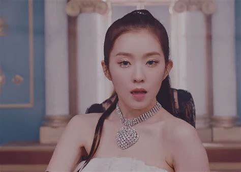 Maybe you would like to learn more about one of these? K-Pop Fashion: Outfits from RED VELVET's 'Psycho' MV ...