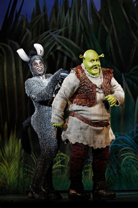 Motorcityblog Show Review Shrek The Musical The Fisher Theater