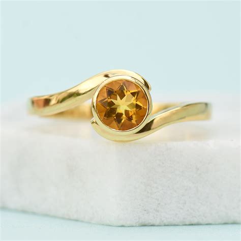 Lilia Nash Custom Rings Customised Signature Swirl Ring