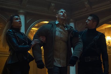 Luther S Ape Muscle Suit In Netflix S The Umbrella Academy Was A Huge