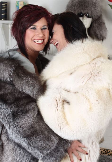 Fabulous Fox Fur Clothing Girls Together Furry Girls Fox Fur Coat White Fur Fur Fashion