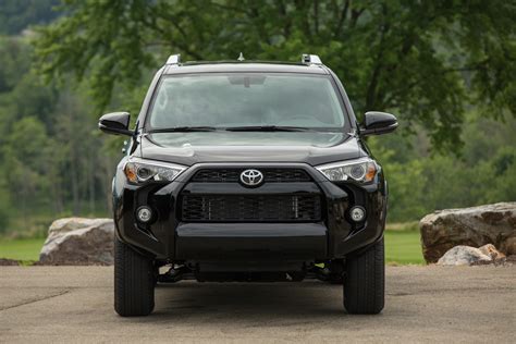 2018 Toyota 4runner Continues Winning Sales Without Assist Tech