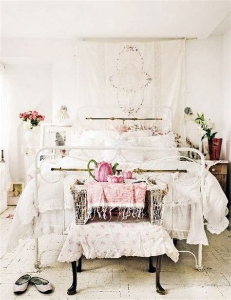 30 Amazing Shabby Chic Touches To Your Bedroom Design Page 18 Of 27