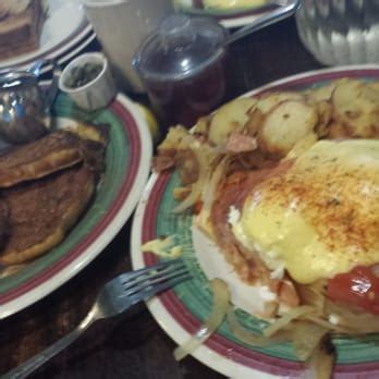 Looking for saint pete beach hotel? The Frog Pond - Breakfast & Brunch - St Pete Beach - St ...