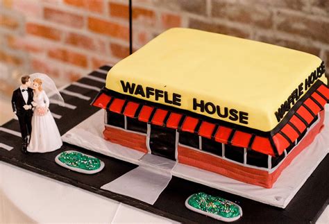 New Orleans Bakery Creates Waffle House Themed Cake For Wedding 2019