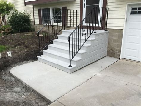 Photo Gallery Precast Concrete Steps And Ironvinyl Railing