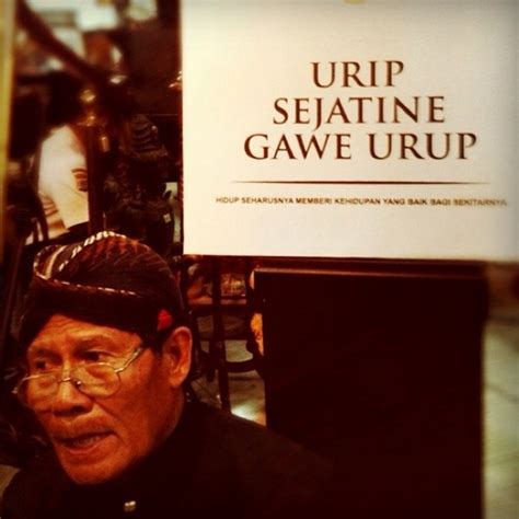 Hal itu dikarenakan peribahasa sunda juga memiliki arti kiasan. Kumpulan Kata kata Mutiara Bahasa Jawa | kata mutiara dan ...