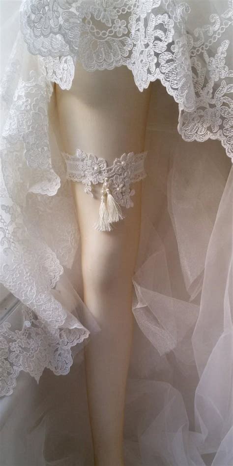 Wedding Leg Garter Wedding Leg Belt Rustic Wedding Garter Bridal Garter Of White Lace Lace