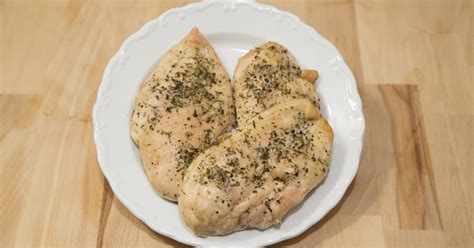 Place the chicken in the pan, leaving space between each piece and. How to Bake One Pound of Chicken Breast at 375 Degrees ...