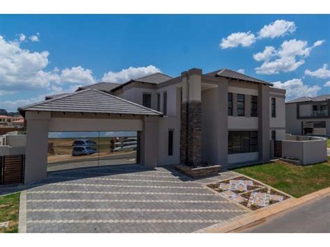 Whatever the case, a fresh coat. Property and Houses For Sale in Blue Valley Golf Estate ...