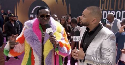 michael blackson doesn t sacrifice style for comfort bet awards 2023 video clip bet