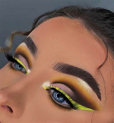 Yellow Eyeshadow Looks To Try Out This Summer