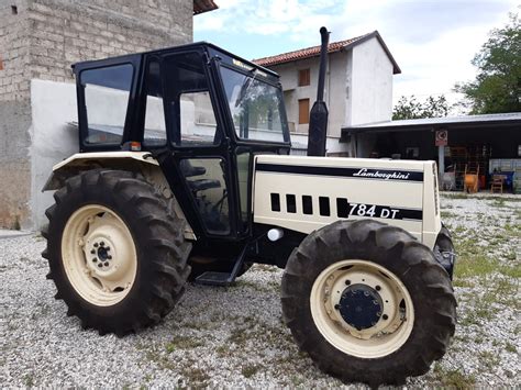 Serratura sinistra universale per cabine trattori. OMGA | Cabine personalizzata per trattore Lamborghini 784